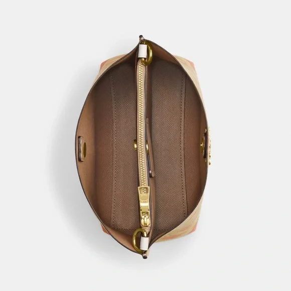 coach Mollie Bucket Bag 22 In Signature Canvas With Heart Print cp056 - Picture 10 of 10